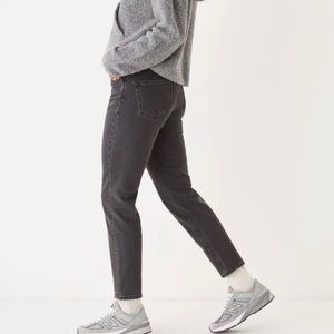 Frank & Oak ‘Stevie’ black tapered jeans